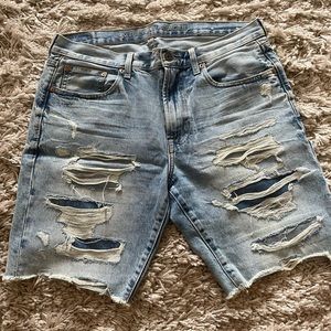 American Eagle Ripped Denim Jean Shorts Size 34